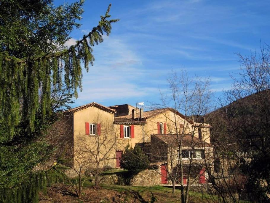 Gite Des 3 Vallees - Le Soleil Des Cevennes Lägenhet Saint-Jean-du-Gard Exteriör bild